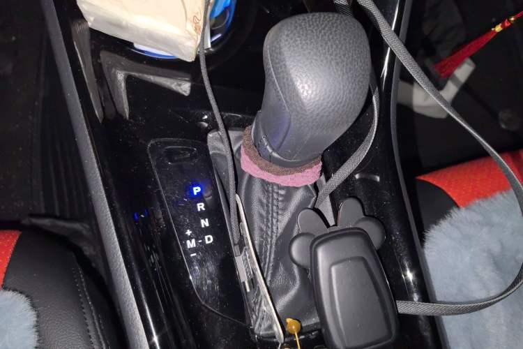 Used Toyota IZOA 2020 2.0L Enjoy Edition Gear Lever