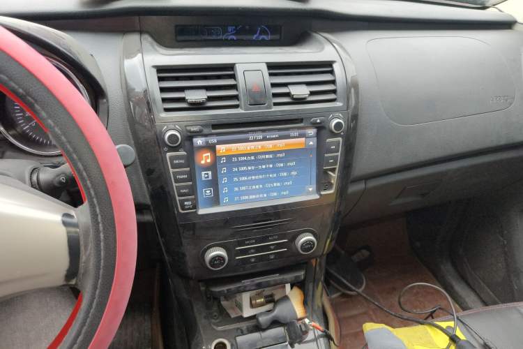 Used HYOSOW S3 2014 1.5L Luxury Version China IV Emission Standard