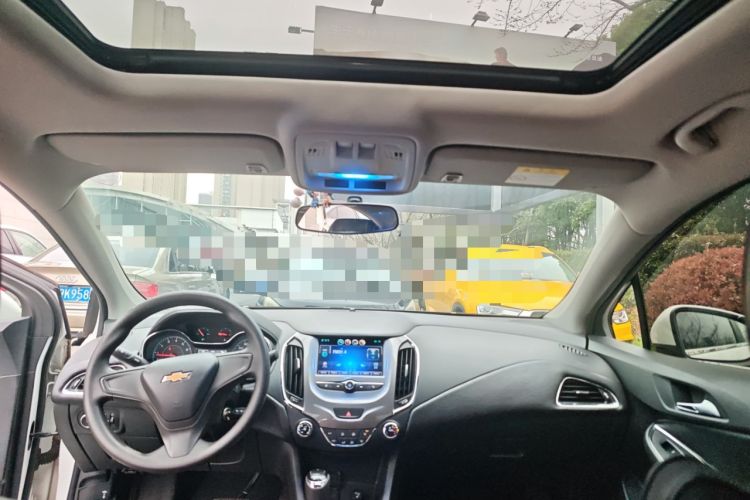 Used Chevrolet Cruze 2018 320 Automatic Pioneer Sunroof Edition Headliner