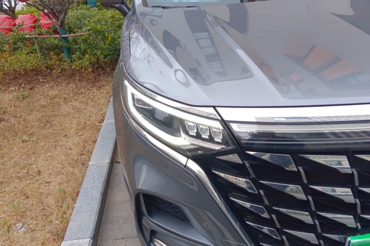 Used Roewe iMAX8 2023 400TGI Comfort Edition
