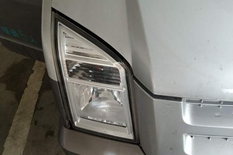 Used Dongfeng Xiaokang C37 2018 1.5L Premium II DK15 Right Front Headlight