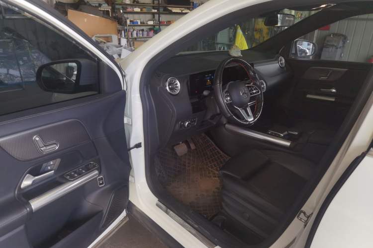 Used Mercedes-Benz GLA 2020 GLA 200
