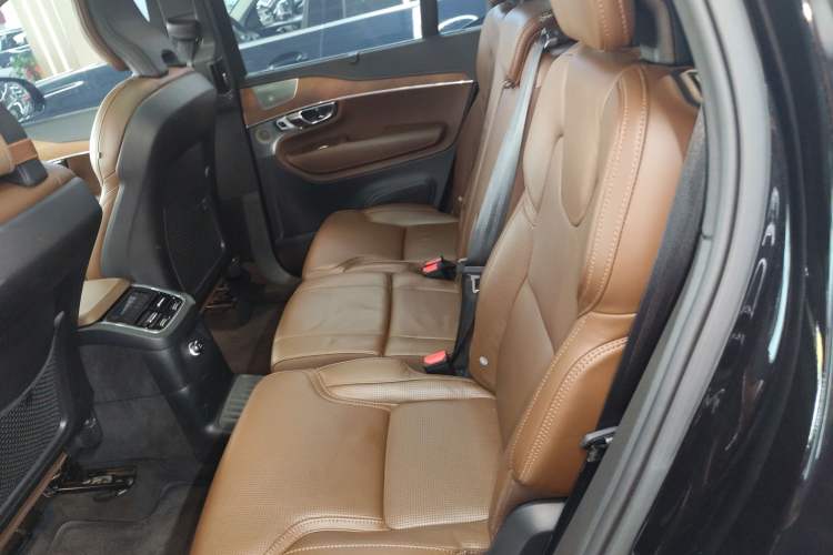 Used Volvo XC90 New Energy 2019 E-Drive Hybrid T8 Prestige 7-Seater China VI Standard