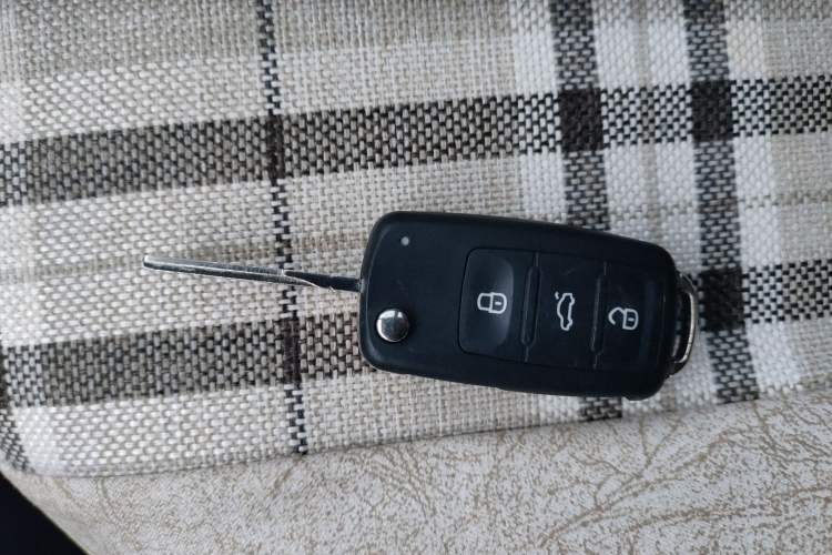 Used Skoda Fabia 2015 1.4L Automatic Front-Drive Model Vehicle Key