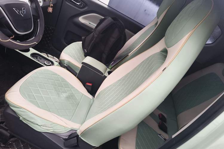 Used Wuling Hongguang MINIEV 2022 Macaron Premium Model – Lithium Iron Phosphate
