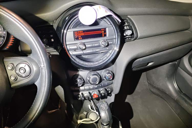 Used MINI MINI 2014 1.2T ONE