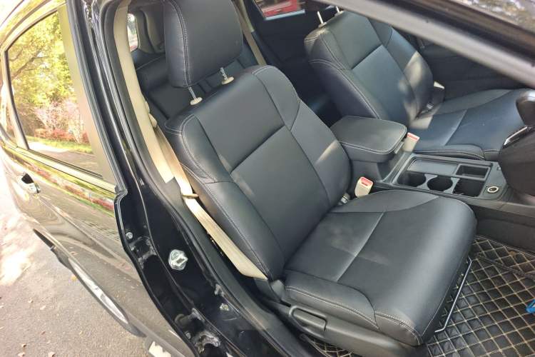 Used Honda CR-V 2015 2.0L two-wheel drive Fashion Edition