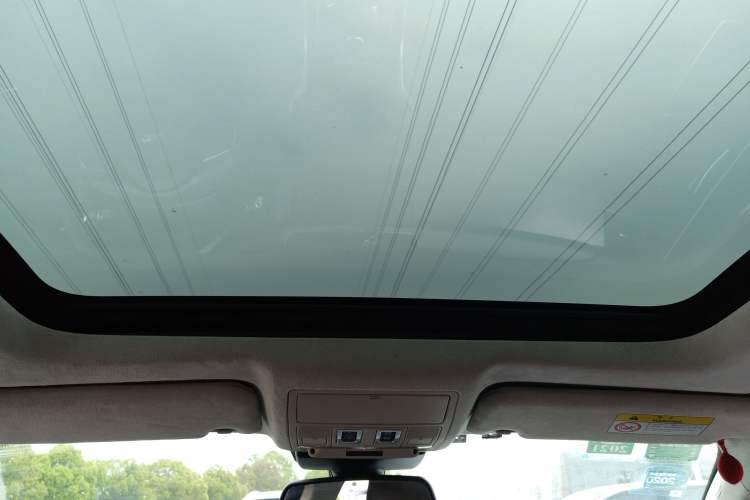 Used Jaguar XFL 2017 XFL 2.0T 200PS Luxury Edition Headliner