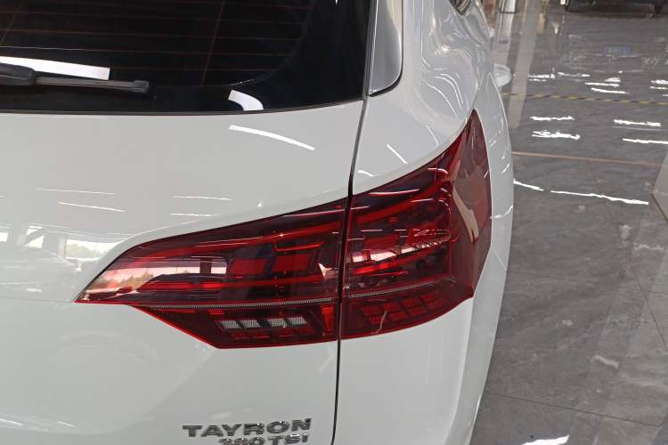 Used Volkswagen Tayron 2020 380TSI All-Wheel Drive R-Line Connected Version