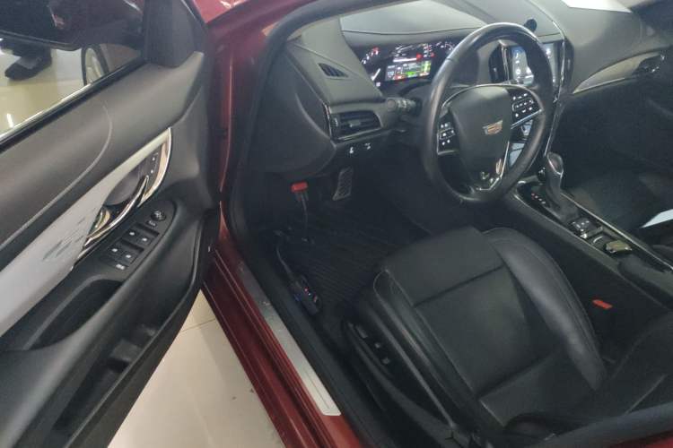 Used Cadillac ATS-L 2017 28T Fashion Edition
