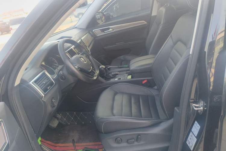 Used Volkswagen Teramont 2019 330TSI Two-Wheel-Drive Luxury Edition China VI Standard
