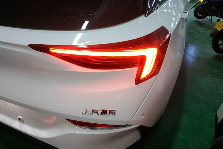 Used Buick Velite 6 2023 Revised Version 430 km Range – Commuter Edition