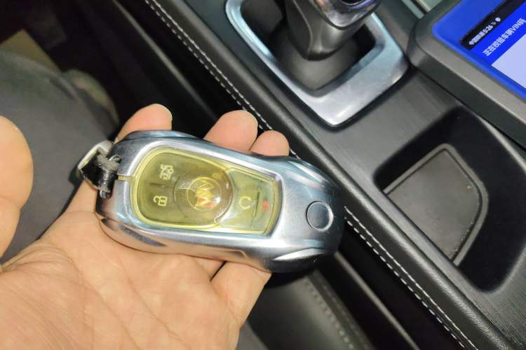 Used Buick LaCrosse 2022 652T Luxury Version
