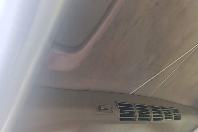 Used Wuling Zhiguang 2010 1.1L New Standard Version I Long Body LXA
