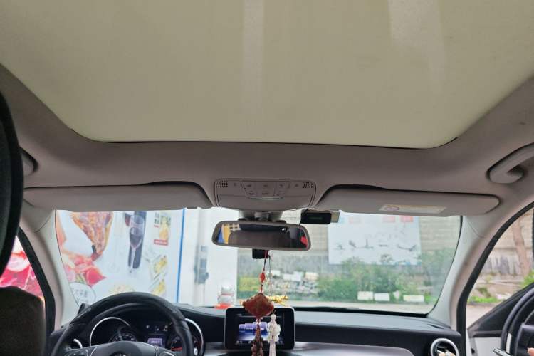 Used Mercedes-Benz C-Class 2017 Facelift C 200 L Sport Edition Headliner