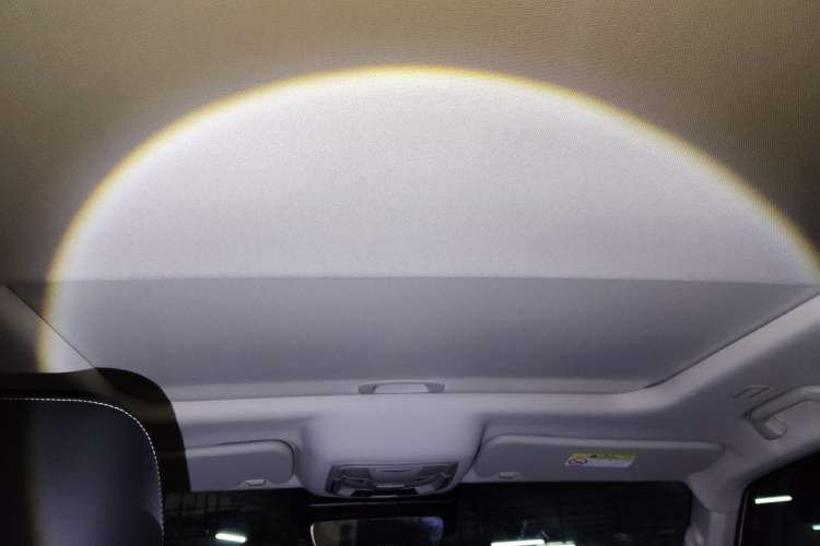 Used Tank 300 2025 2.0T Conqueror Headliner