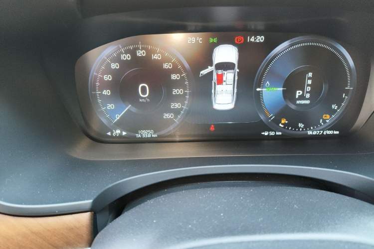 Used Volvo S90 New Energy 2019 T8 e-Drive Hybrid Intelligent Luxury Version China VI Standard
