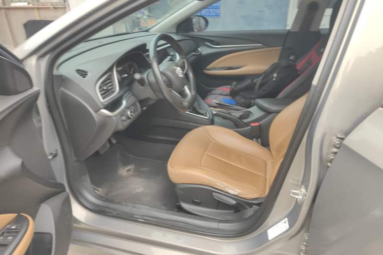 Used Buick Excelle GX 2019 18T Automatic Connected Flagship Version China V Standard Left Front Seat