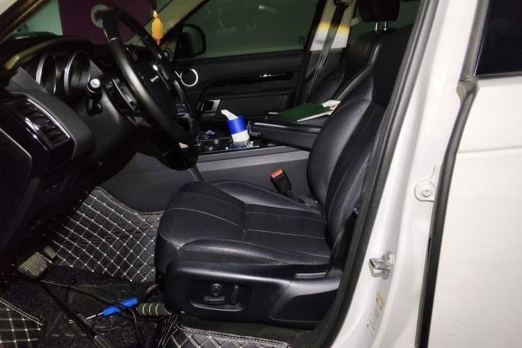 Used Land Rover Discovery 2017 3.0 SC V6 SE