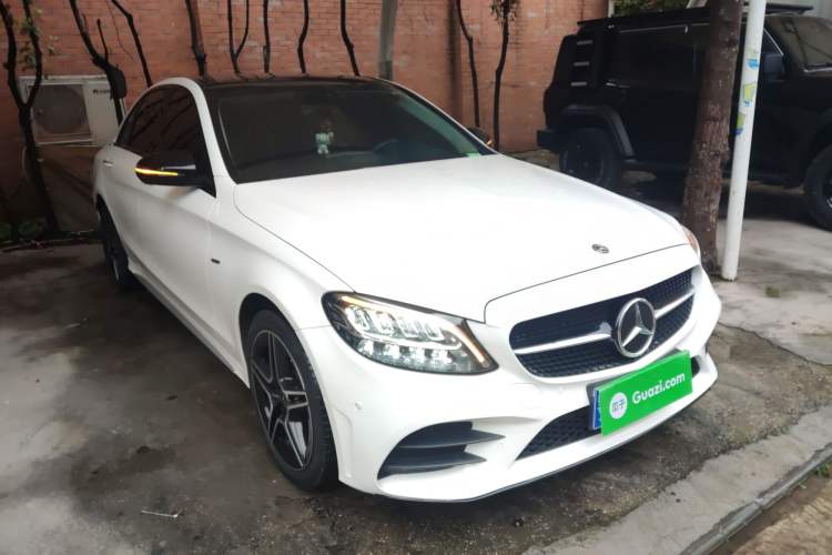 Used Mercedes-Benz C-Class 2021 C 260 L Sport Edition Star Collection Front Right 45 Deg