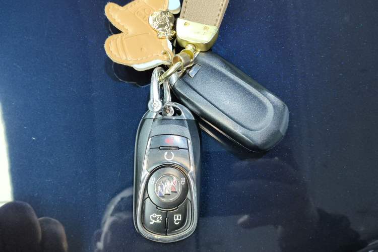 Used Buick LaCrosse 2021 652T Luxury Model