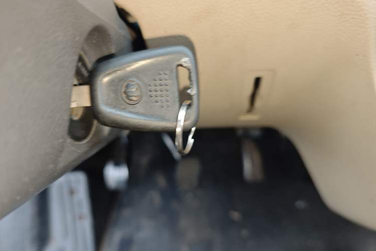 Used Nlmmotor Qiteng M70 2014 1.2L Entry-Level LJ469Q-AE2
