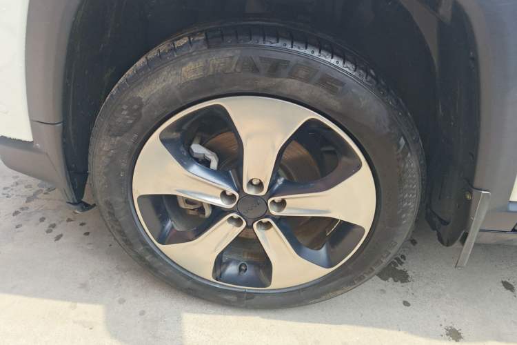 Used Jeep Compass 2017 200T Automatic Prestige Four-Wheel Drive Edition
