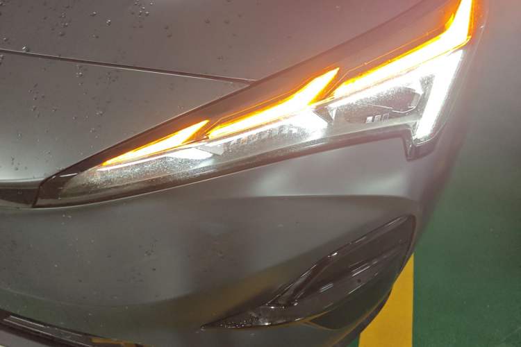 Used ARCFOX Alpha T5 2024 660 MAX Left Front Headlight