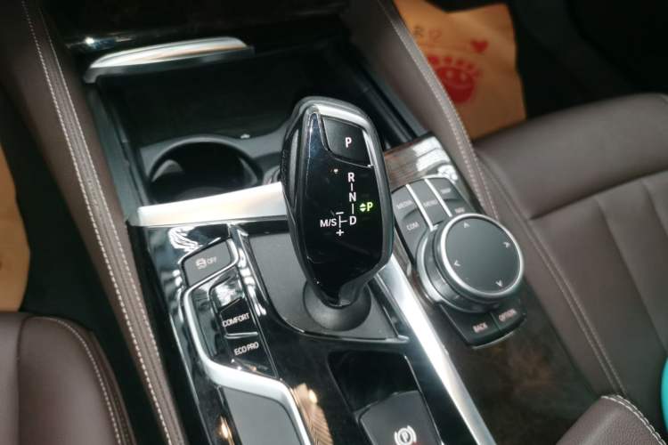 Used BMW 5 Series 2020 525Li Luxury Package
