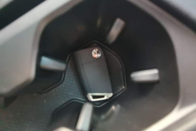 Used Volkswagen Tharu 2023 300TSI Two-Wheel-Drive Full Moon Edition