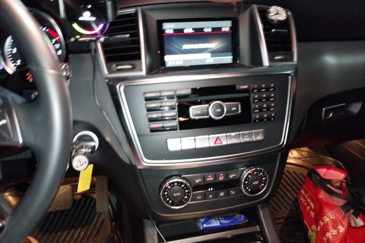 Used Mercedes-Benz M-Class 2014 ML 320 4MATIC