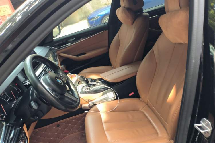 Used BMW 5 Series 2019 530Li Leading Model M Sport Package
