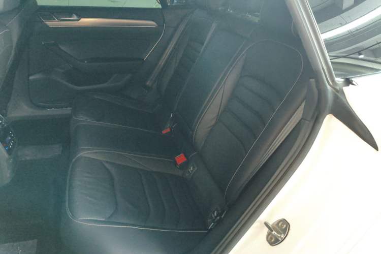 Used Volkswagen FAW-Volkswagen CC 2020 330TSI Glamour Edition China VI Standard Left Rear Seat