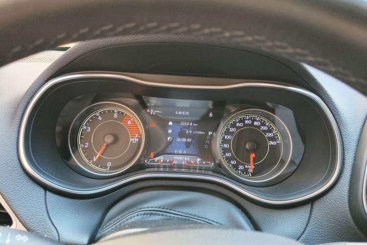 Used Jeep Cherokee 2019 2.0T 2WD Enjoyment Edition China V