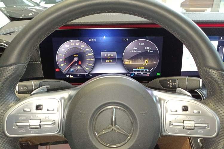 Used Mercedes-Benz E-Class 2019 E 300 L Sporty and Stylish Model