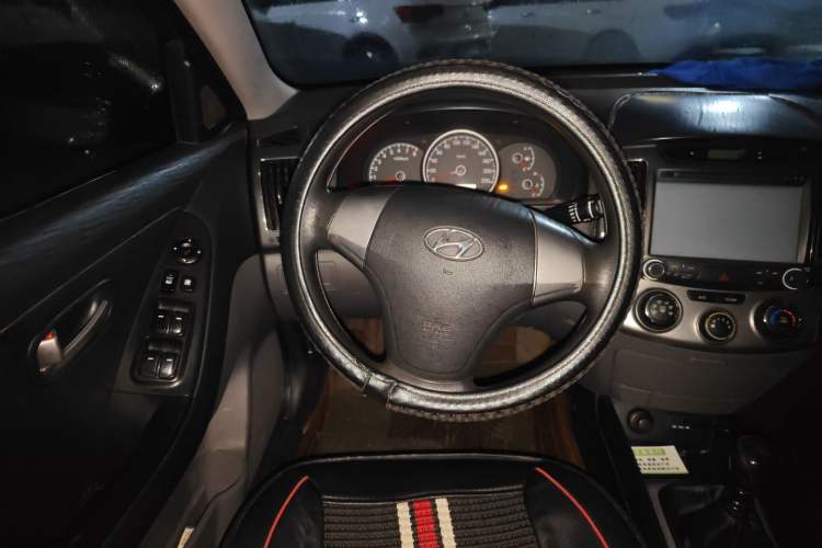 Used Hyundai Celesta 2011 1.6L Manual Comfort Edition
