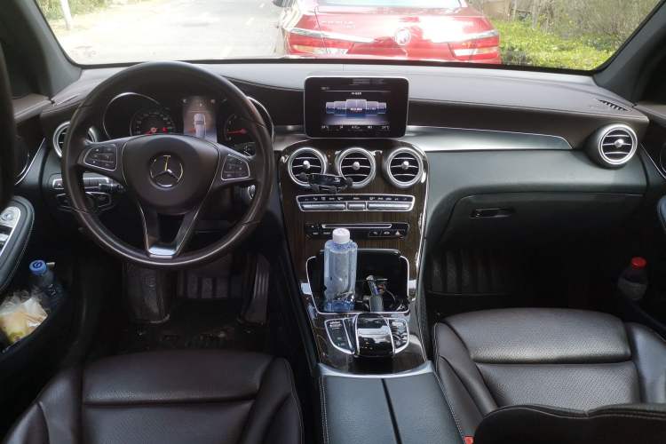 Used Mercedes-Benz GLC 2019 Facelift GLC 260 L 4MATIC Luxury Model