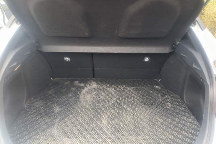 Used Toyota IZOA 2022 2.0L Yixing Version
