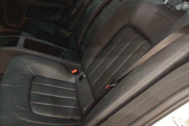 Used Mercedes-Benz CLS 2012 CLS 300 CGI
