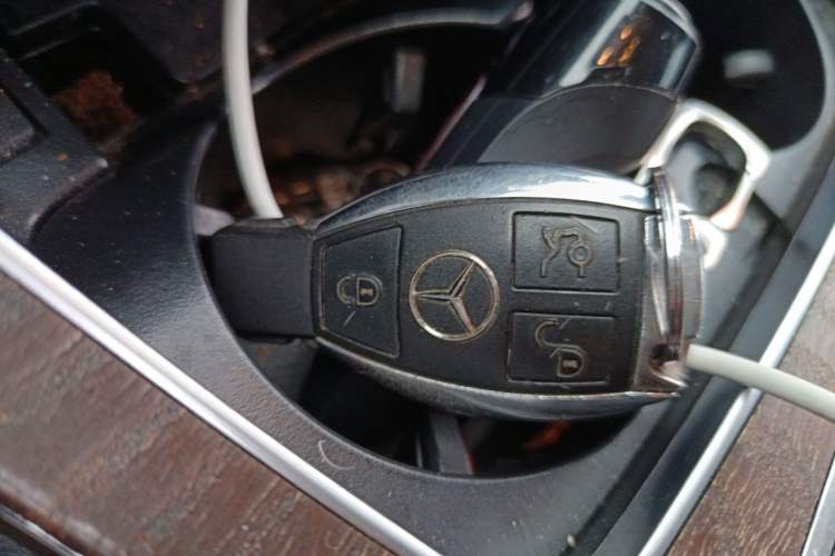 Used Mercedes-Benz GLC 2016 GLC 300 4MATIC Dynamic Model