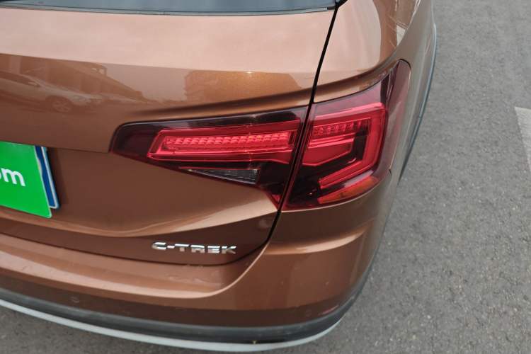 Used Volkswagen C-TREK 2017 1.6L Automatic Comfort Model
