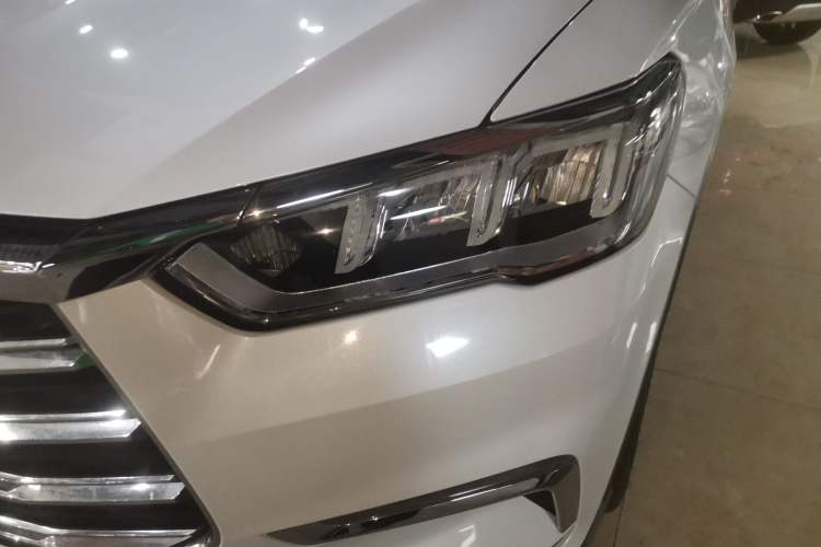 Used BYD Song Pro New Energy 2019 DM 1.5T Four-Wheel Drive Performance Edition Deluxe Model