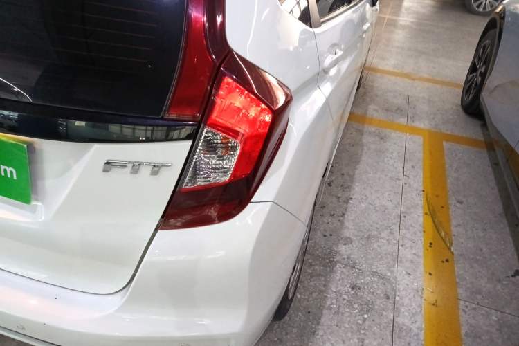 Used Honda Fit 2018 1.5L CVT Comfort Version