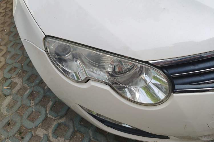 Used Roewe 550 2012 550 1.8L Automatic Intelligent Edition Right Front Headlight