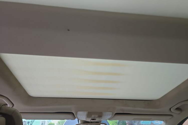 Used Mercedes-Benz E-Class 2011 E 260 L CGI Fashion Model
