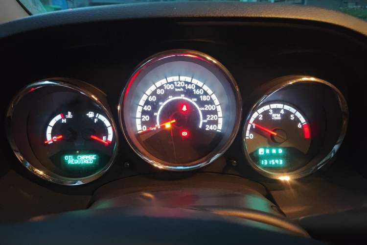 Used Dodge Caliber 2011 2.0 SXT Classic Edition Instrument Cluster