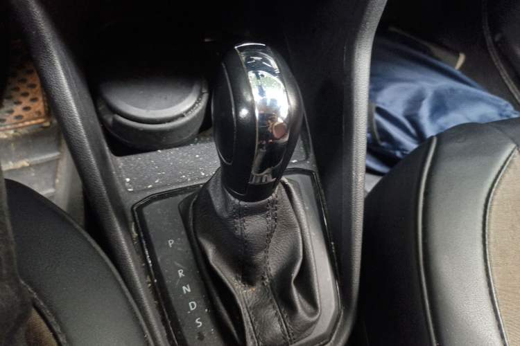 Used Volkswagen Jetta 2019 Dream Edition 1.5L Automatic Fashionable Version Gear Lever