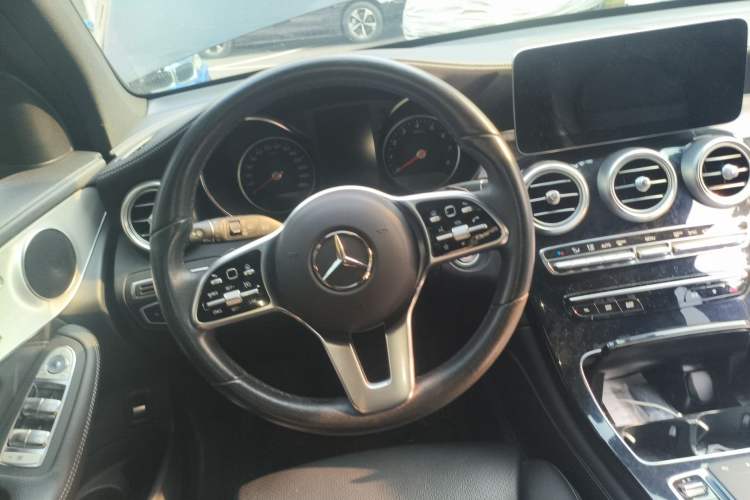 Used Mercedes-Benz GLC 2020 GLC 260 L 4MATIC Dynamic Model