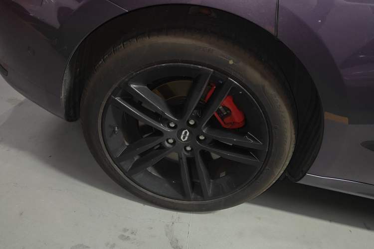 Used Hima AITO M5 2025 Extended-Range Ultra All-Wheel-Drive Version Exterior 5