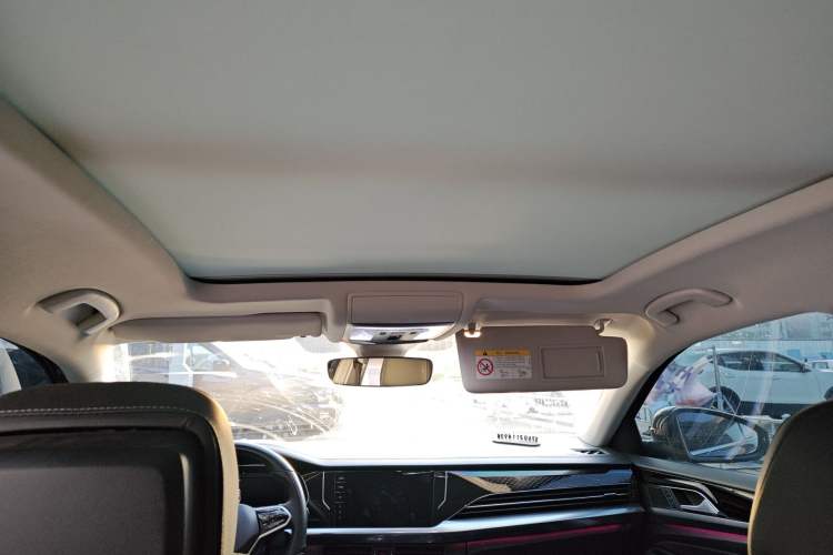 Used Volkswagen Passat 2023 Facelift 330TSI Prestige Edition Headliner